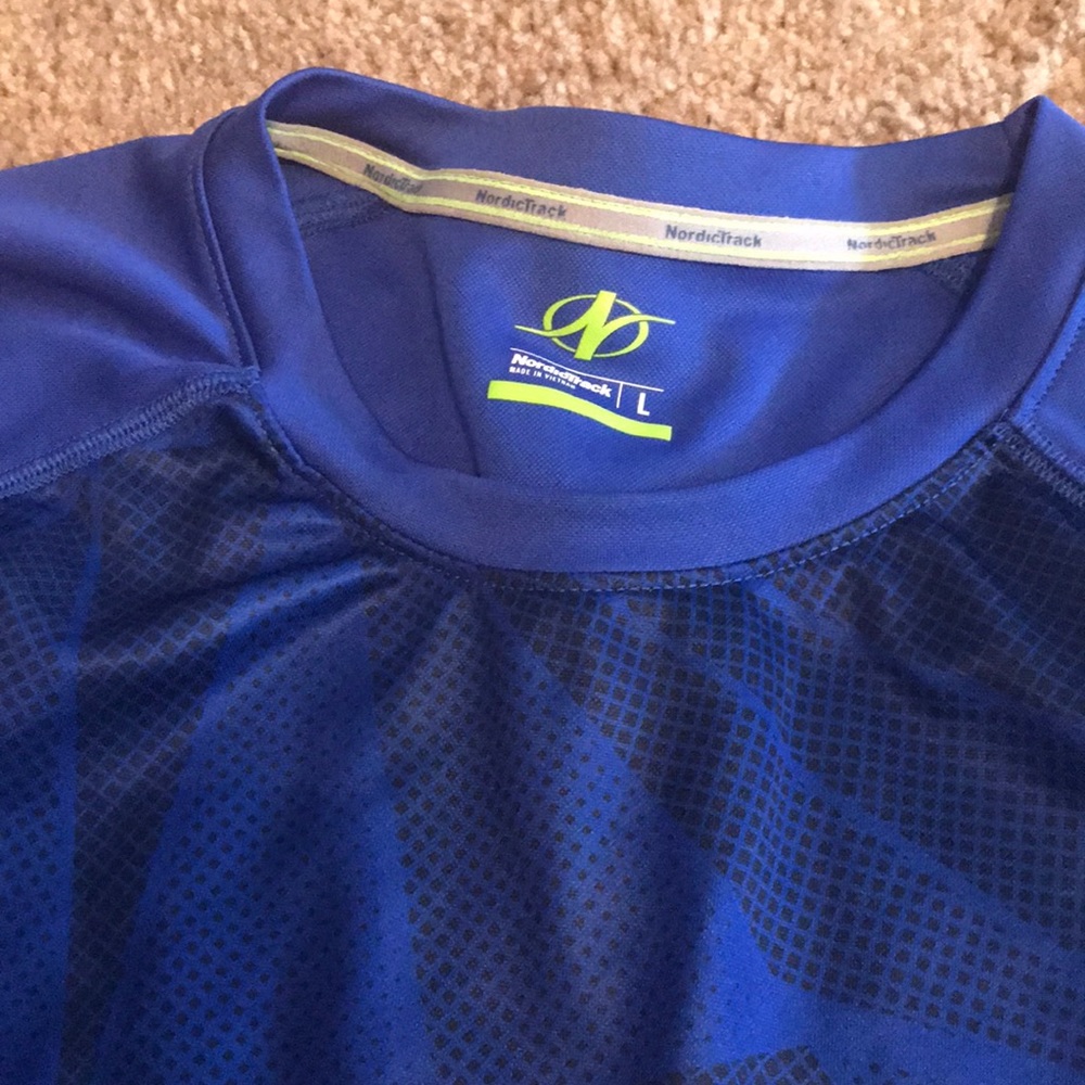 Men’s NordicTrack Size Large Workout Shirt Blue